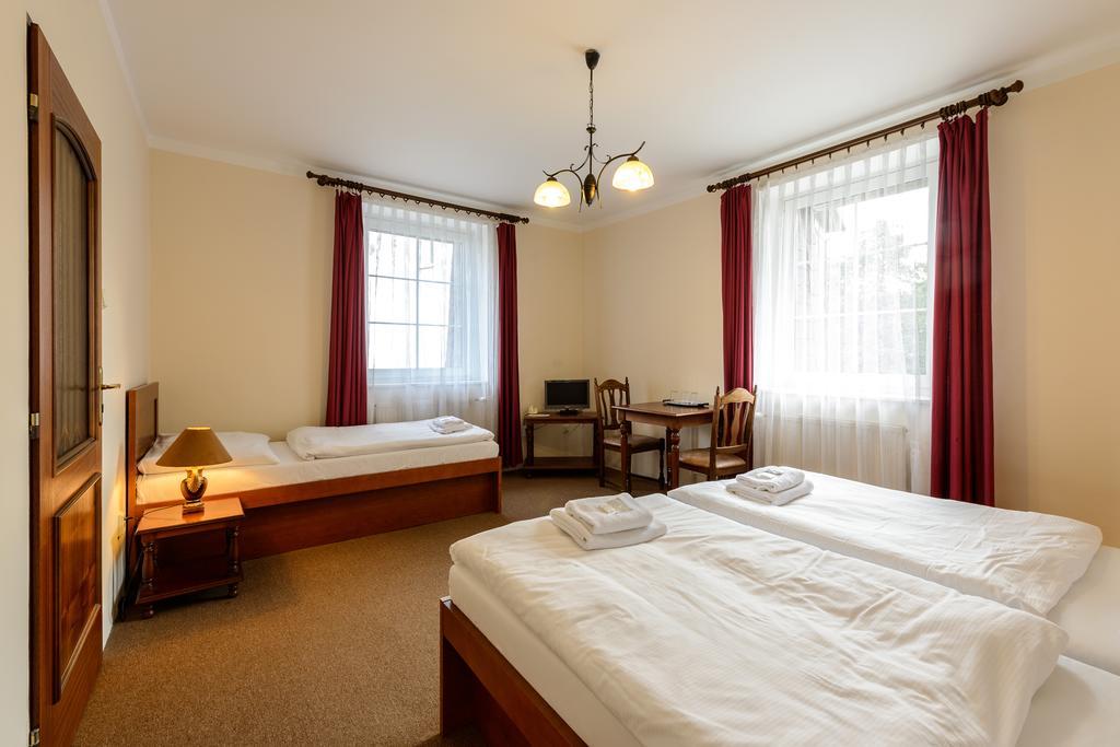 Valdstejn Hotel Liberec Room photo