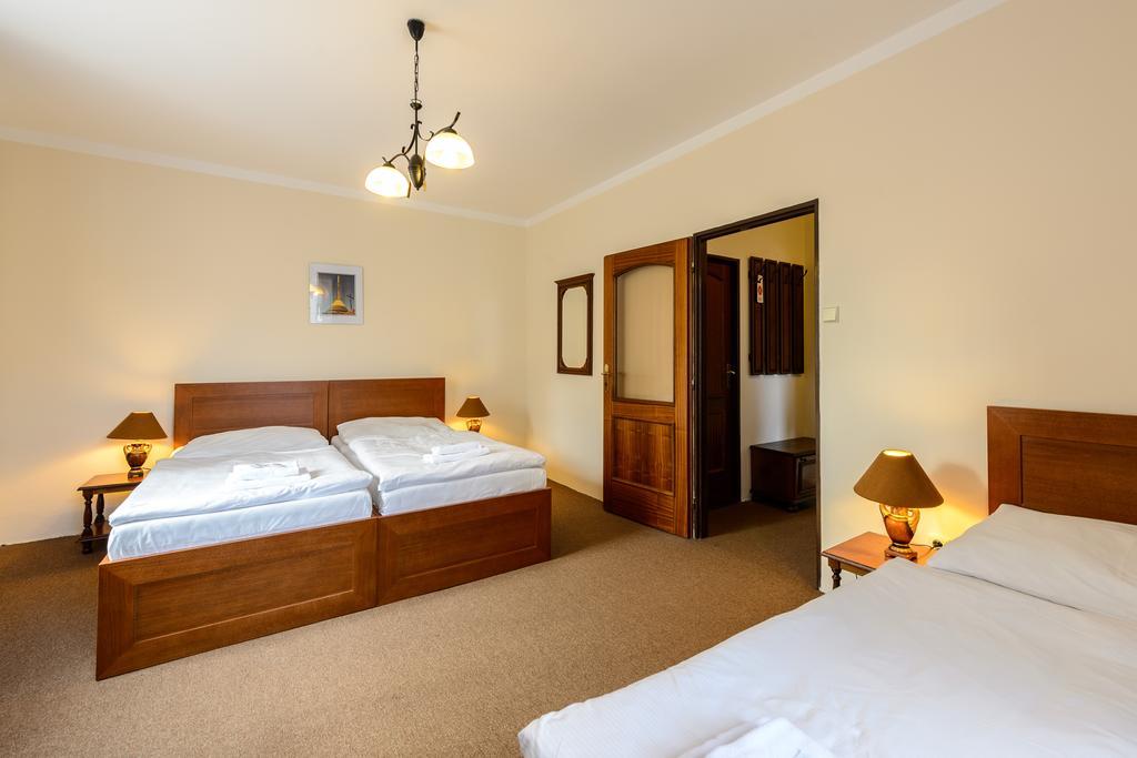 Valdstejn Hotel Liberec Room photo