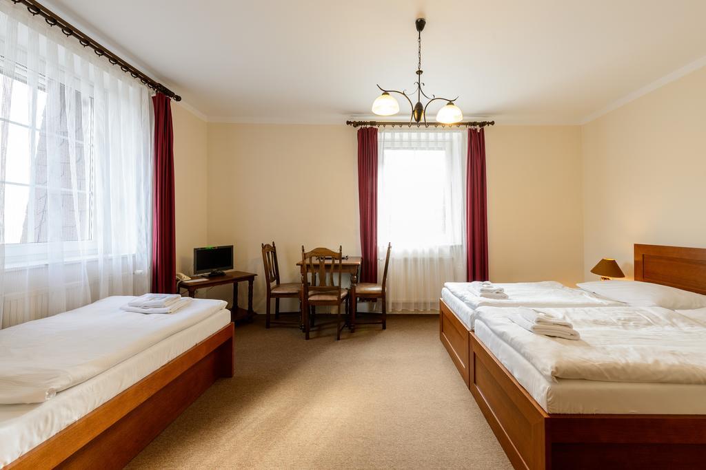 Valdstejn Hotel Liberec Room photo