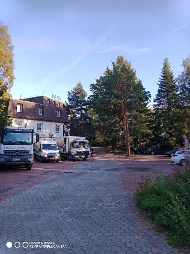 Valdstejn Hotel Liberec Exterior photo