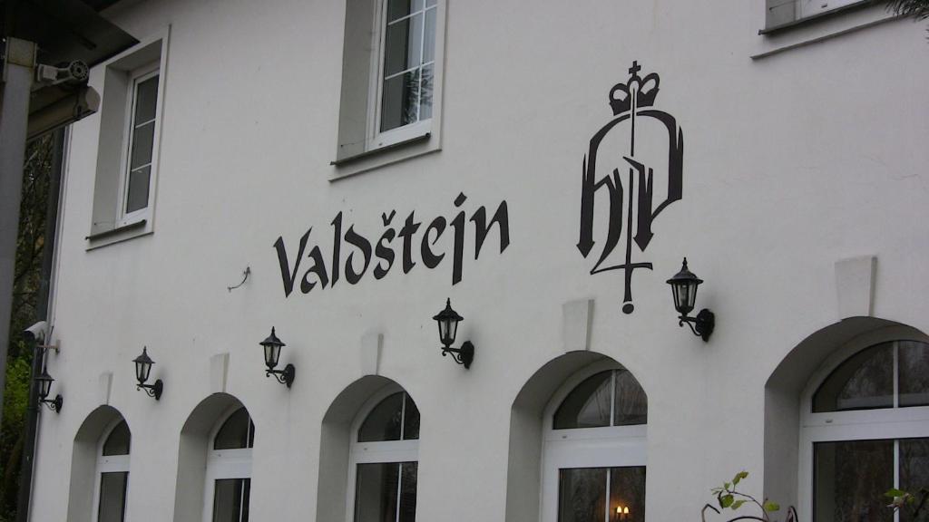 Valdstejn Hotel Liberec Exterior photo